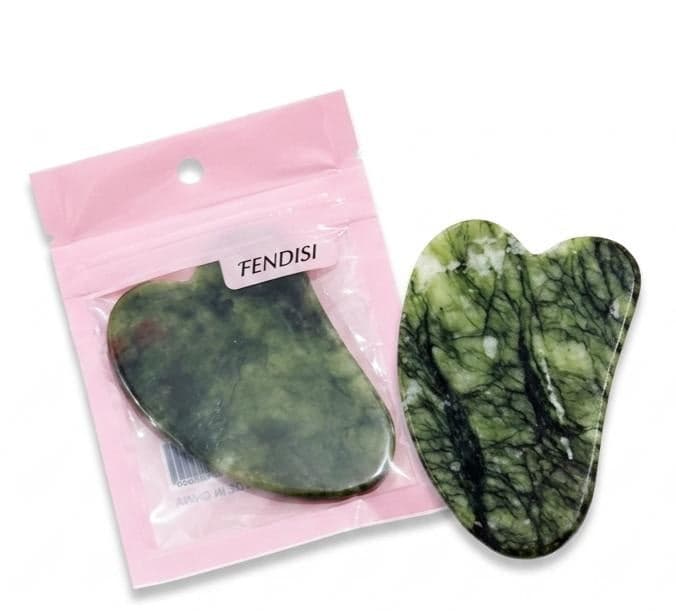 PIERRE DE MASSAGE GUA SHA EN JADE VERT